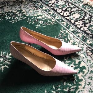 Stuart weitzman light pink crocodile pumps